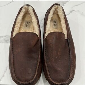 UGG Ascot Brown China Tea Leather Slippers. Size‎ 12 (JC)